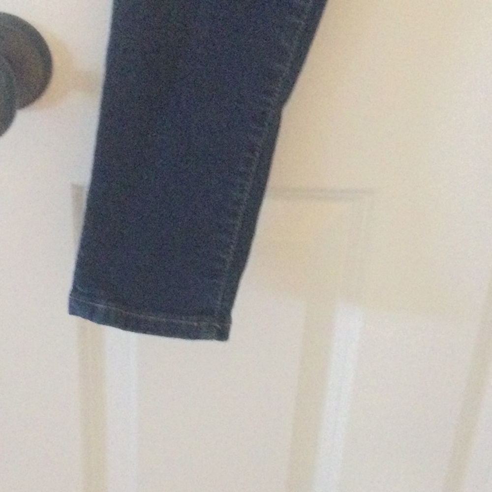 Jeans - Picture 2 of 3